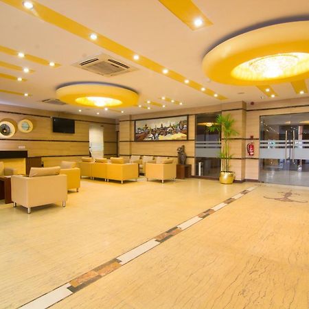 The Amadablam Hotel Kathmandu Exterior photo