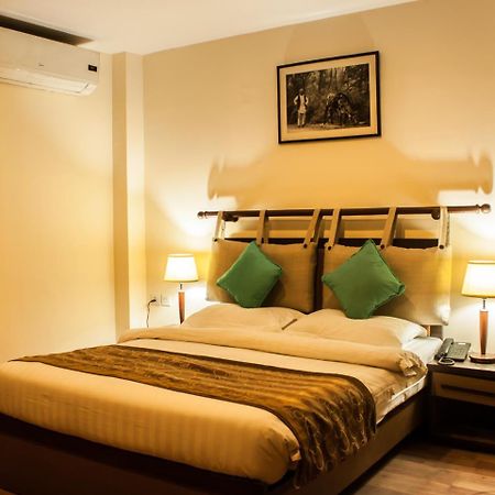 The Amadablam Hotel Kathmandu Exterior photo