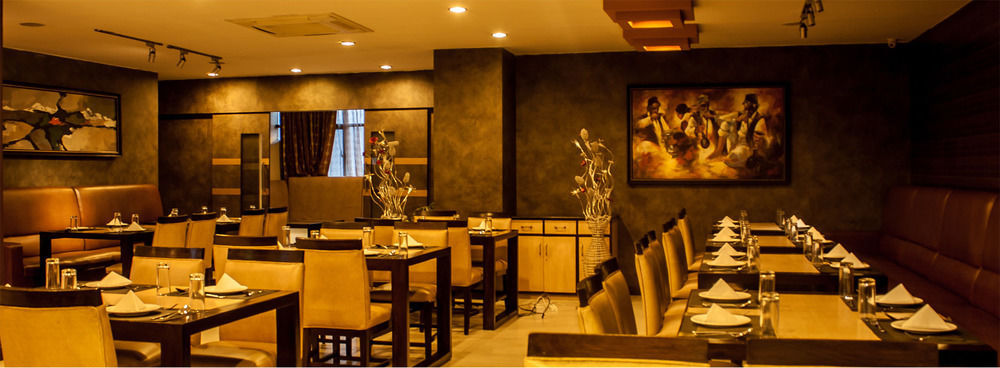 The Amadablam Hotel Kathmandu Exterior photo