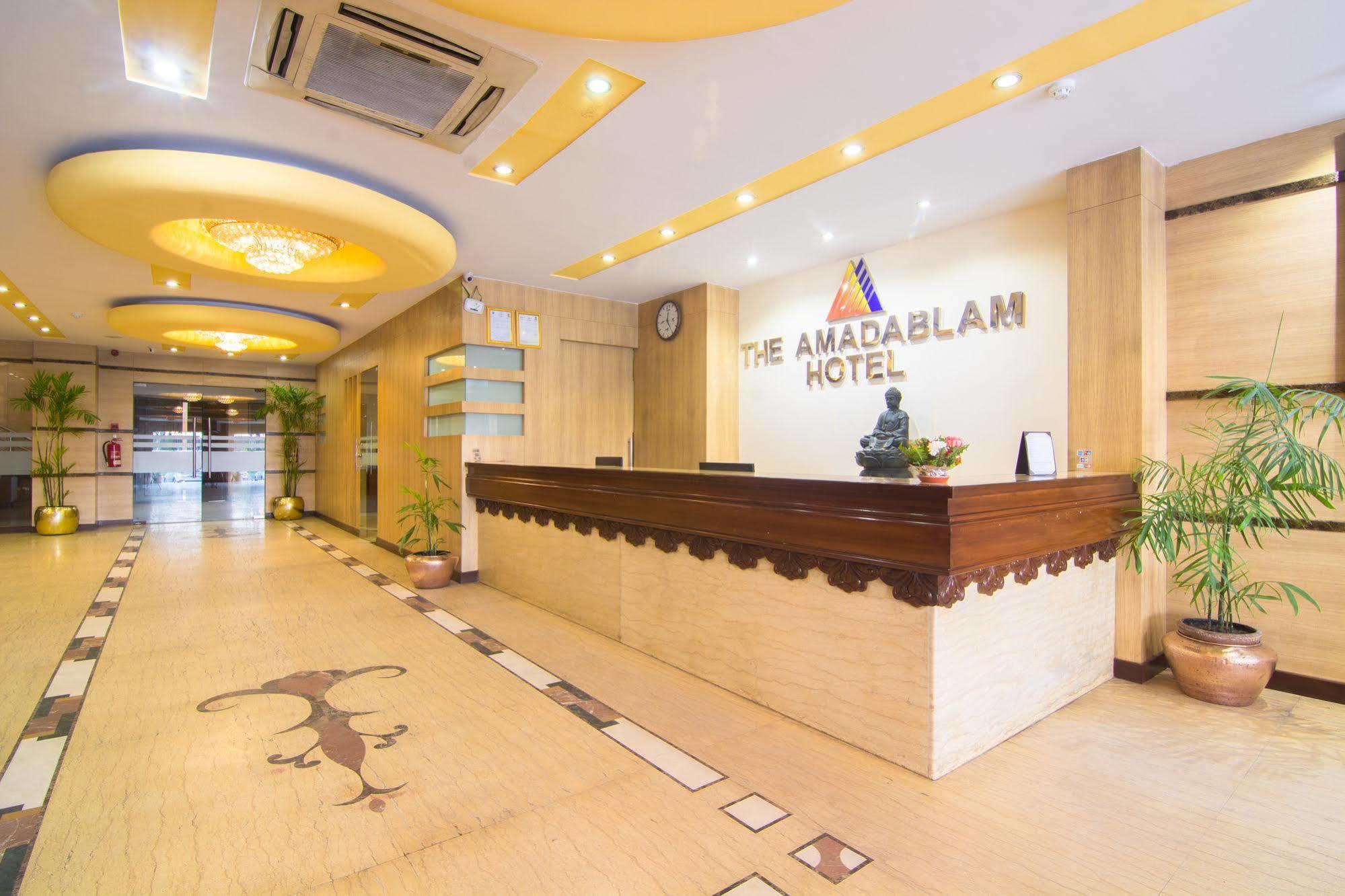 The Amadablam Hotel Kathmandu Exterior photo