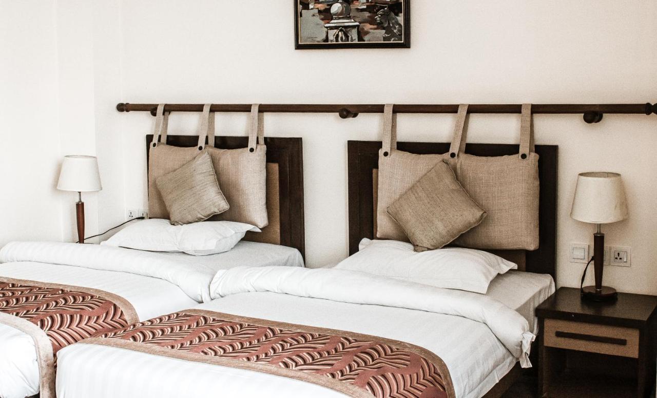 The Amadablam Hotel Kathmandu Exterior photo