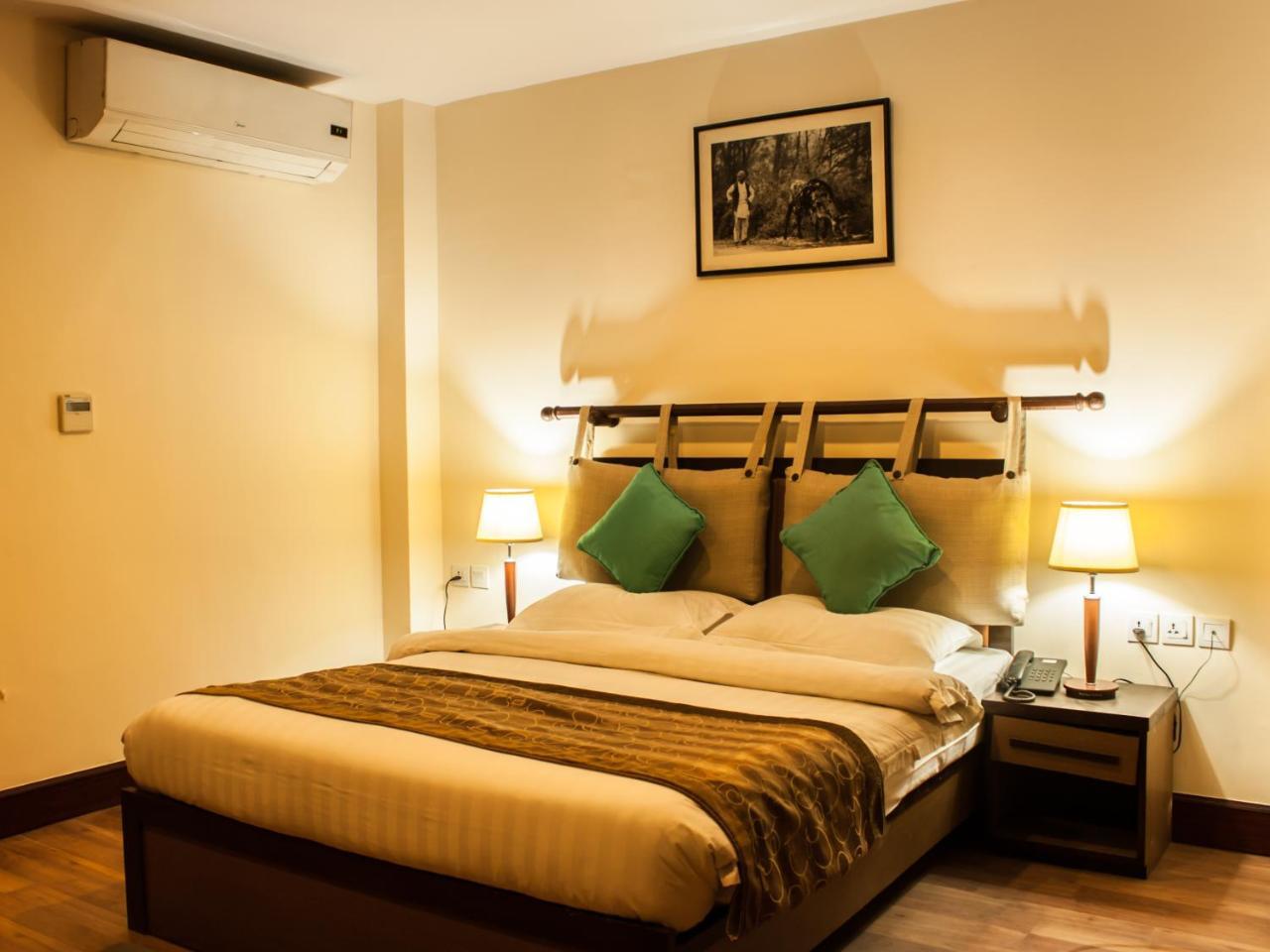 The Amadablam Hotel Kathmandu Exterior photo